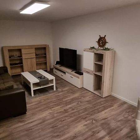 3 Zimmer Ferienwohnung In Jever Buitenkant foto