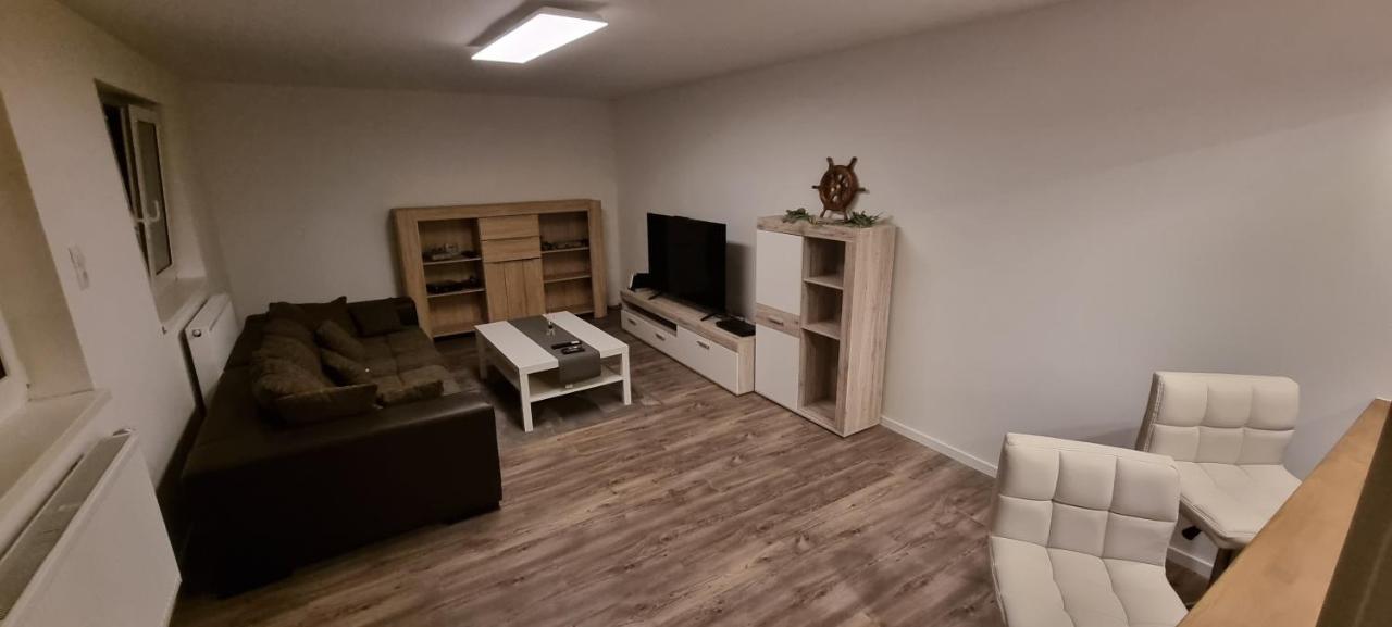 3 Zimmer Ferienwohnung In Jever Buitenkant foto